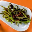 Fasulye ve ceviz salatası