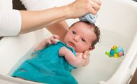 Bebek yıkamanın püf noktaları 