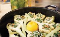 Zeytinyağlı enginar dolma