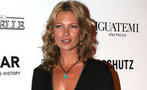 Kate Moss Çıplak