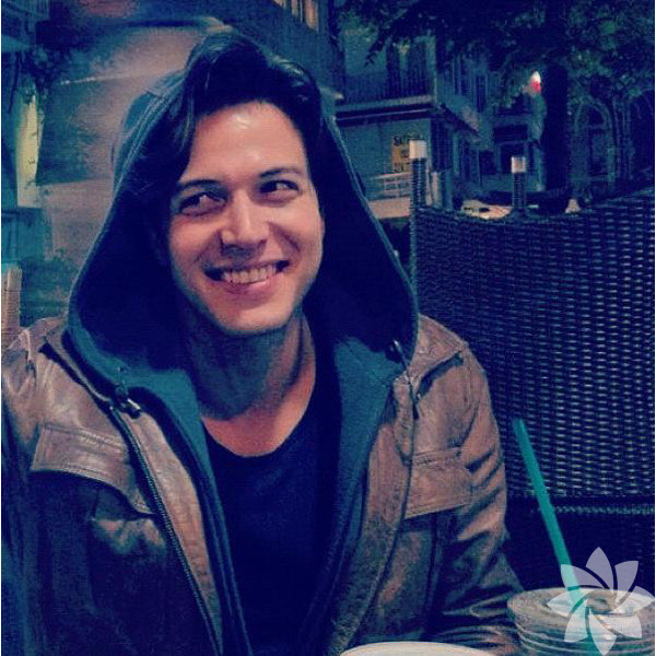 Cihan Yenici kimdir? HTHayat